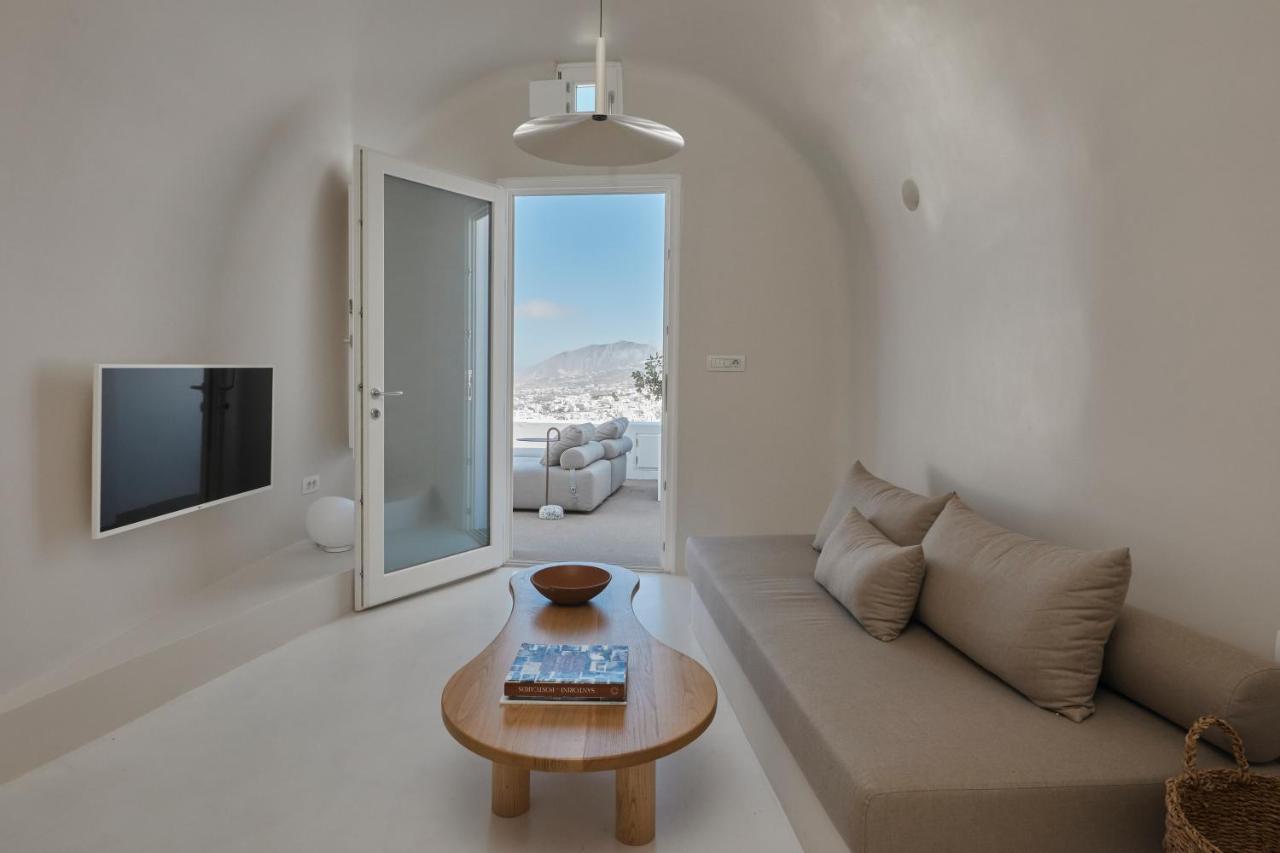 Olia & Imerovigli (Santorini)
