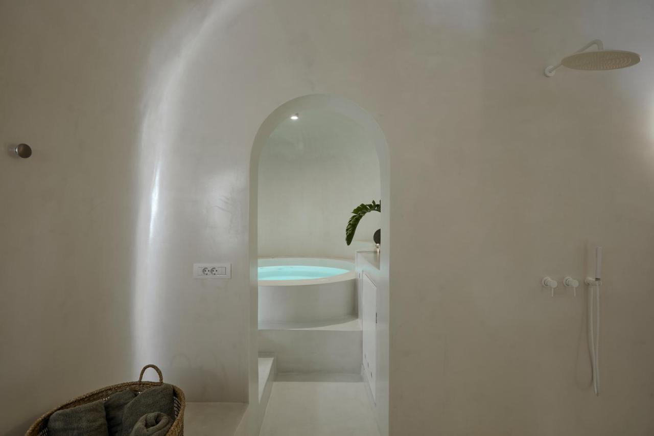 Olia & * Imerovigli (Santorini)